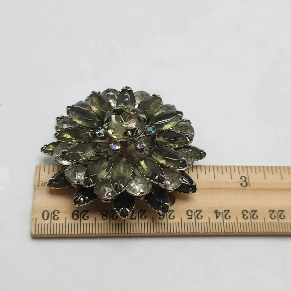 Gray Glass Rhinestone Large Flower Bling 3D Silver Tone Vintage Brooch